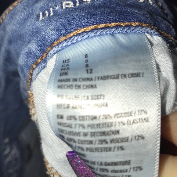 AE shorts 😍😍 - Picture 3 of 5